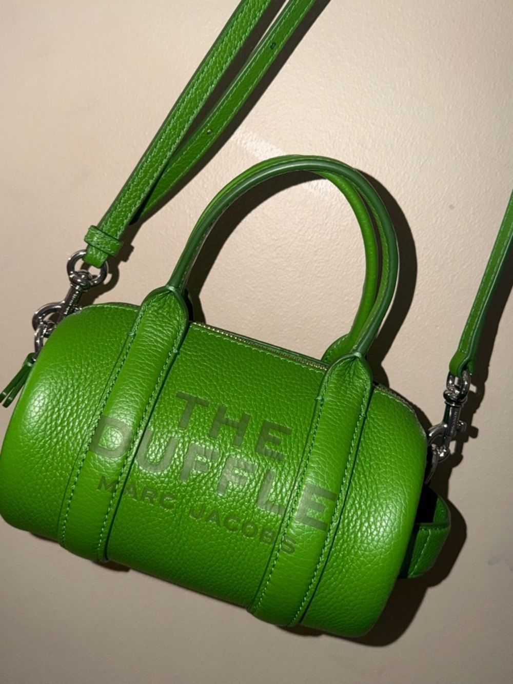 Marc Jacobs Green The Duffel Mini Leather Crossbody Bag - Picture 3 of 11